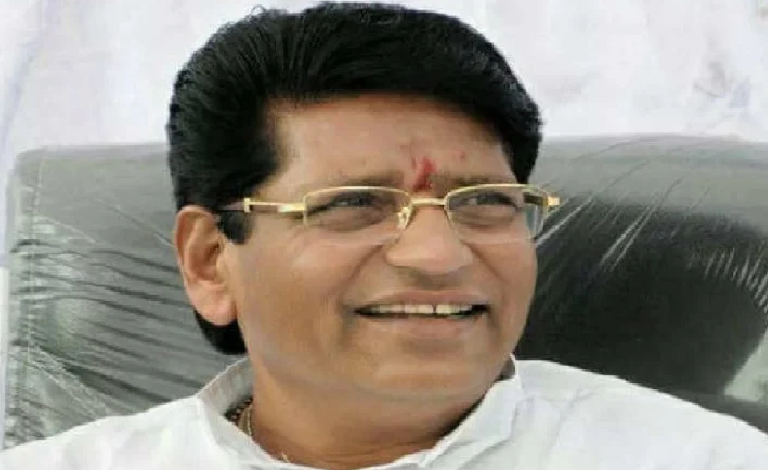 Senior BJP leader Babanrao Pacchpute's condition deteriorated, he was admitted to the hospital directly from the legislature