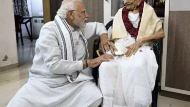 Condolences to Prime Minister Narendra Modi: Hiraben Modi passes away at the age of 100