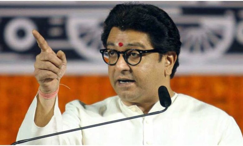Raises an army of lawyers; "If it comes, take it by the horns, Raj Thackeray's direct order to the Mansainiks