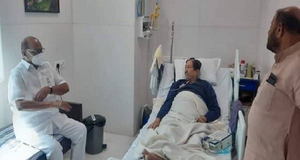 Don't worry, you will get better soon, Sharad Pawar visited Dinanath Mangeshkar Hospital and reassured MP Girish Bapat...