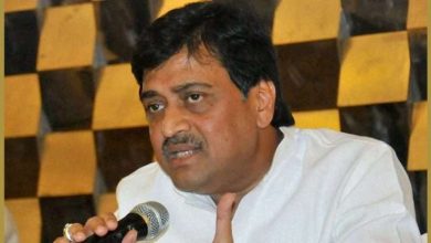 Congress leader Ashok Chavan will not participate in the grand march.