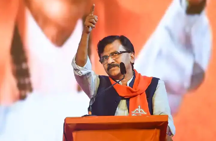 Sanjay Raut's attack on BJP-Shinde group