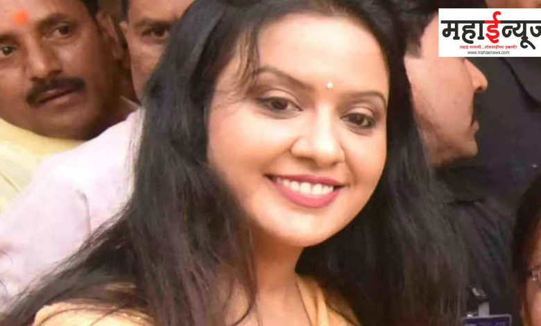 Amrita Fadnavis, one crore bribe, threat, case filed against designer in Mumbai,