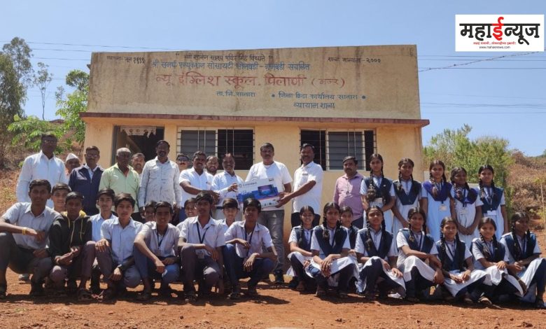 Gift of two computers to New English School Pilaniwadi School
