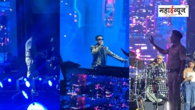 While AR Rahman was singing, the Pune Police entered the stage and shut down the show