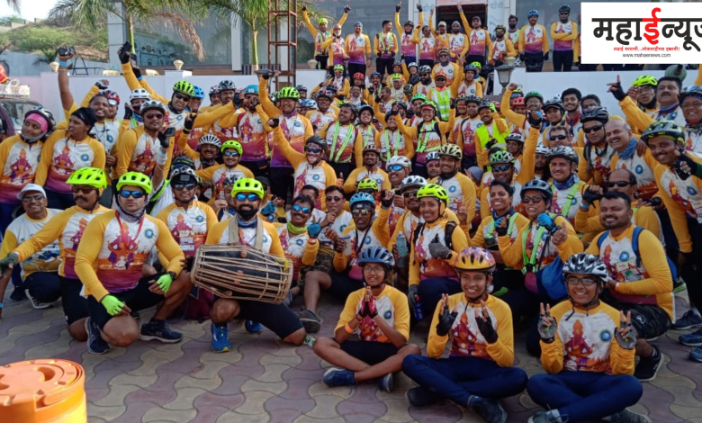 Indo Athletics, Society, 1500 Cyclists, 'Pune-Pandharpur-Pune', cycle race, in excitement,