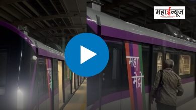 Metro stopped by showing hand, video goes viral