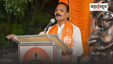 Sudhir More, a former corporator of the Thackeray group, committed suicide under the local