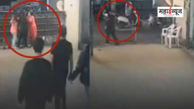 In Pune, drunken girl screamed, woman police was beaten