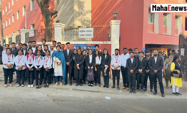 Law Students From Dr.D.Y Patil University's School of Law, Ambi, Talegaon Visited the District & Session's Court Family court Pune 