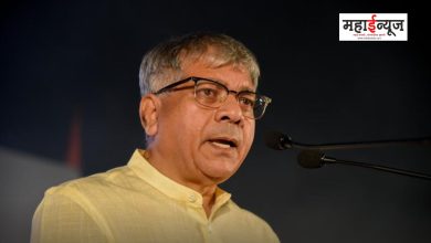 Prakash Ambedkar said that there are many brave betel nut in Congress
