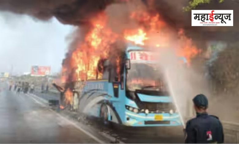 luxury bus catches fire on mumbai pune expressway