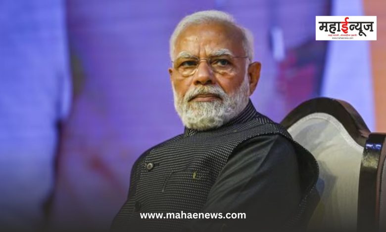A case has been registered against a lawyer for forwarding a video criticizing Prime Minister Modi on WhatsApp
