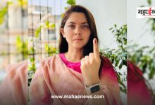 Actress Sonali Kulkarni exercised her right to vote