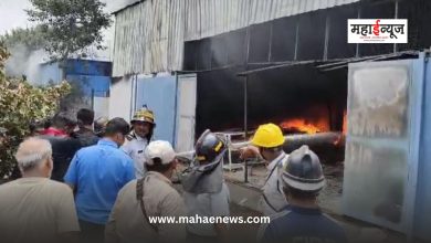 A severe fire broke out in 2 factories in a residential area in Kalewadi