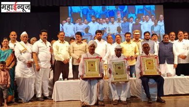 Caste, religion, walls, verticals, MPs, Amol Kolhe, Prasthan, Sawata, Bhushan, Awards, Students, Felicitation,