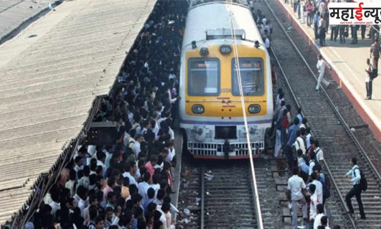 Central Railway, disrupted, trains, tracks, local, trains, queues, Mumbai, Thane, rain, alert,