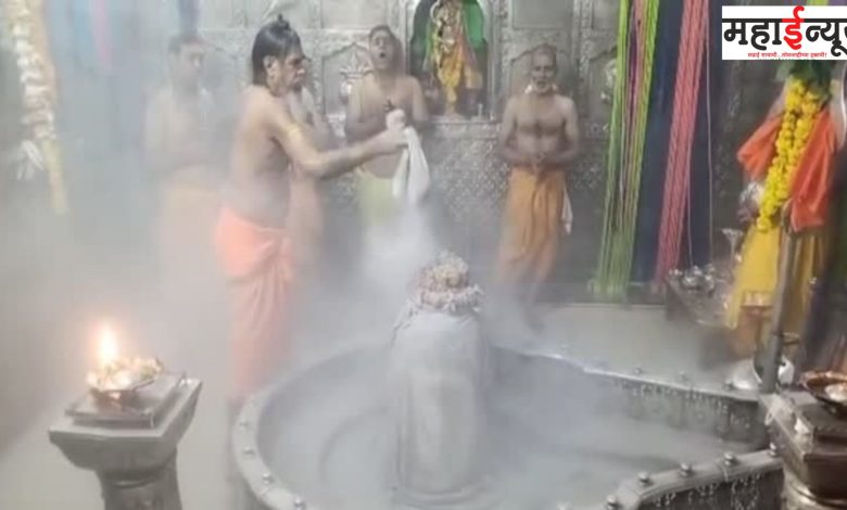 Shrikant Shinde, wife, famous, Shri Mahakaleshwar, temple, sanctum, pravesh, nava, vaad,