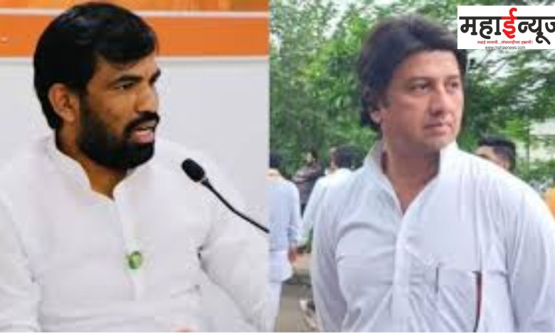 Oath, Ritual, Ranjit Singh Mohite, Party, Expulsion, Demand, Patil, Son, Wife, Ram Satpute, Prachar,