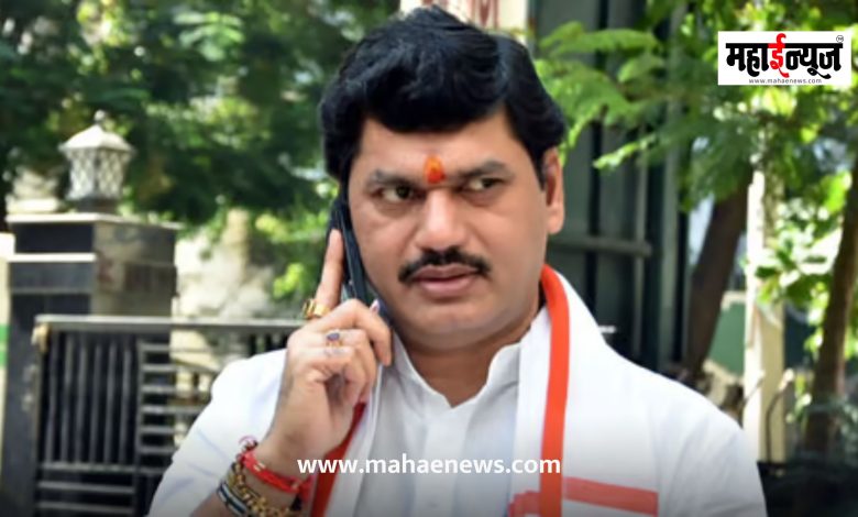 Vijay Wadettiwar said that corruption in the crop insurance scheme should be investigated against Dhananjay Munde.