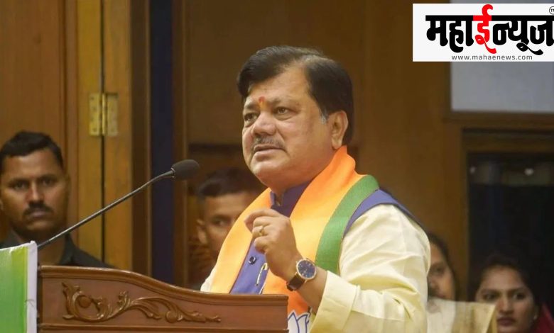 Praveen Darekar, Vasai, lift, shocking, incident,