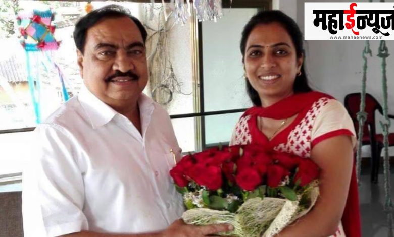 old woman, bull, story, Eknath Khadse, sorrow,