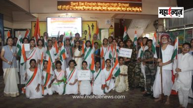 Students express gratitude towards revolutionaries and soldiers