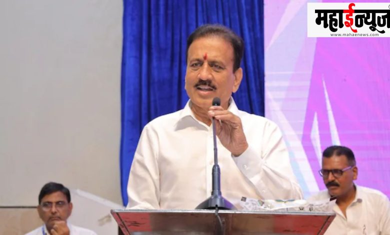 Minister Girish Mahajan, salary throughout the year, Chief Minister, assistance, fund