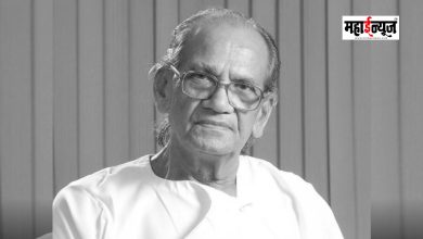 Senior sculptor Ram Sutar has passed away.