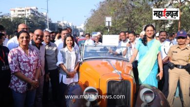The Pimpri Chinchwad Municipal Corporation organized a vintage car rally to create awareness about voting.