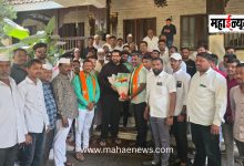 Somnathdada Kadam, along with his youth group, officially joined the BJP.