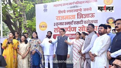 Chief Minister Devendra Fadnavis inaugurates the ST Corporation's 'Rajmata Jijau' bus service.