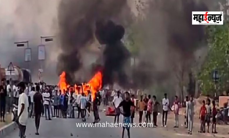 Violence During Voting in West Bengal; Massive Clashes Between Two Groups Following Bomb Blast in Murshidabad
