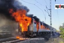 Massive Fire on Rajdhani Express in Madhya Pradesh; AC Coach Gutted, All Passengers Safe