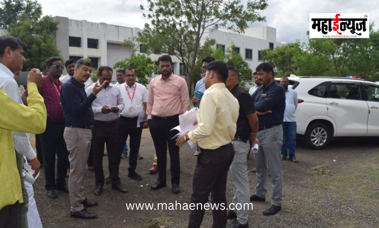 Chief Executive Officer Gajanan Patil inspects the Palkhi route in preparation for the Ashadhi Wari.