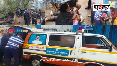 Citizen seriously injured after tree collapses in Pimple Saudagar; Nana Kate provides immediate assistance.
