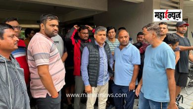 Corporator Rahul Kalate took to the field to help citizens during heavy rains!