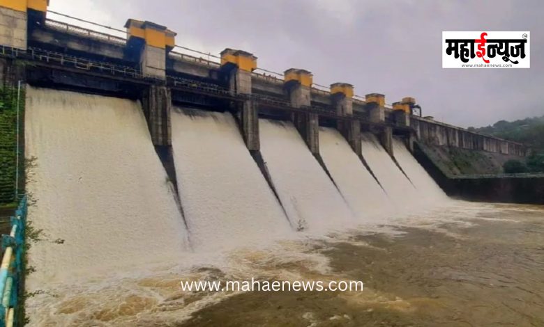 Pavana Dam 99% full; discharge of 10,000 cusecs into the riverbed underway.