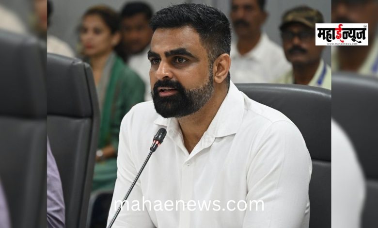 Talegaon–Chakan–Shikrapur road to be made pothole-free by August 31; District Collector Jitendra Dudi