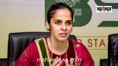 बॅडमिंटन स्टार सायना नेहवाल राजकीय मैदानात उतरणार? भाजप प्रवेशानंतरच्या वक्तव्याने चर्चांना उधाण बॅडमिंटन स्टार सायना नेहवाल राजकीय मैदानात उतरणार? भाजप प्रवेशानंतरच्या वक्तव्याने चर्चांना उधाण